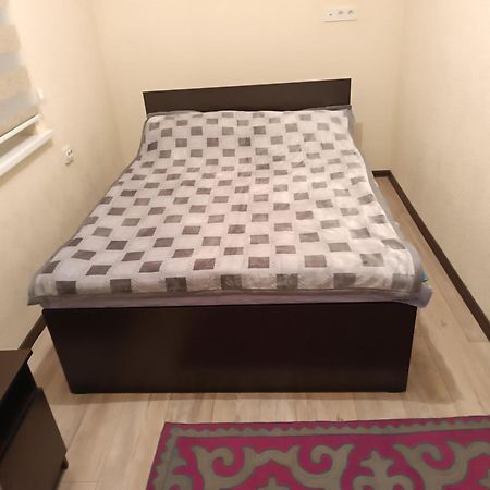 Kochkor Uz-Anar Guest House מראה חיצוני תמונה