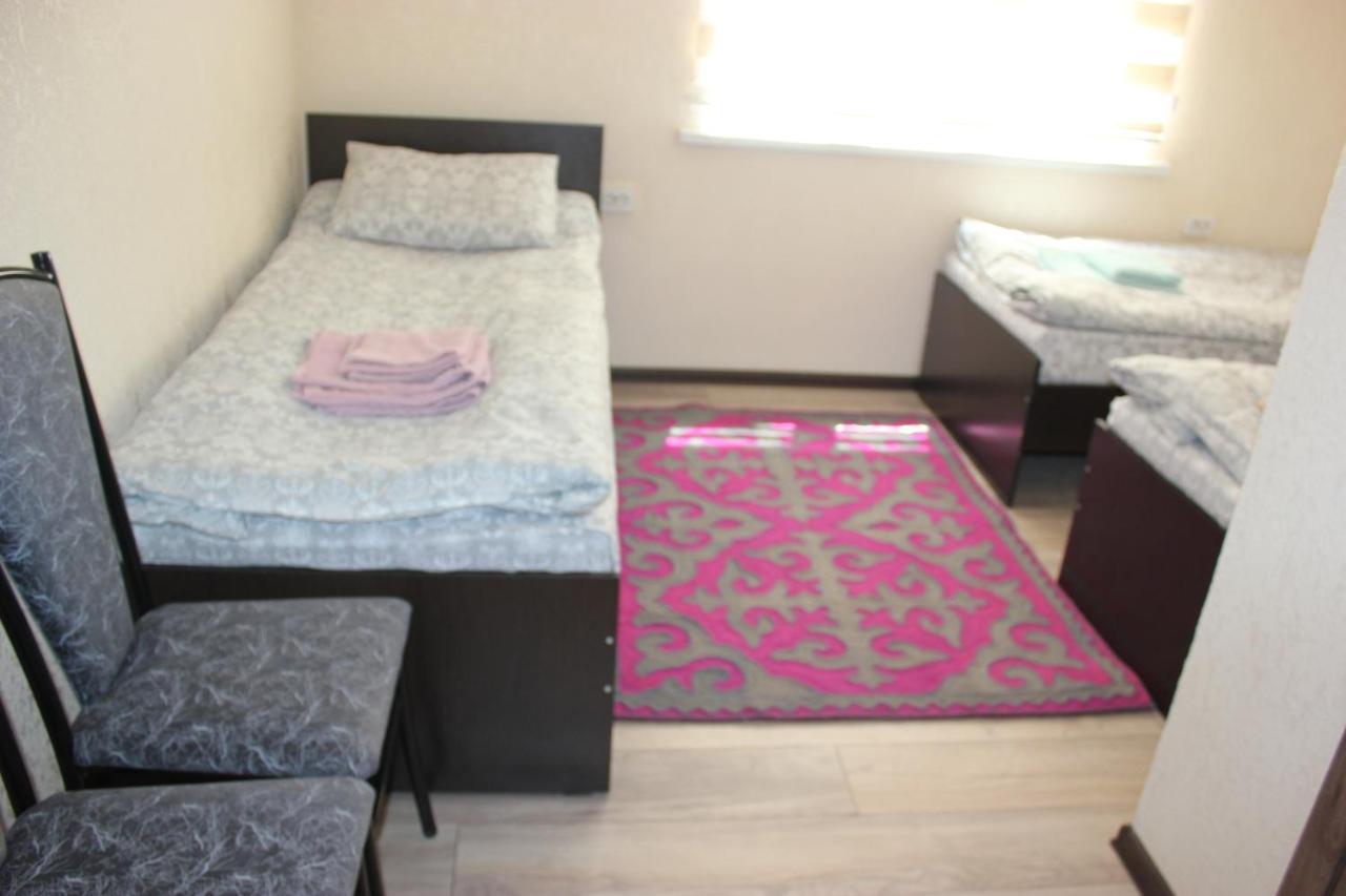 Kochkor Uz-Anar Guest House מראה חיצוני תמונה